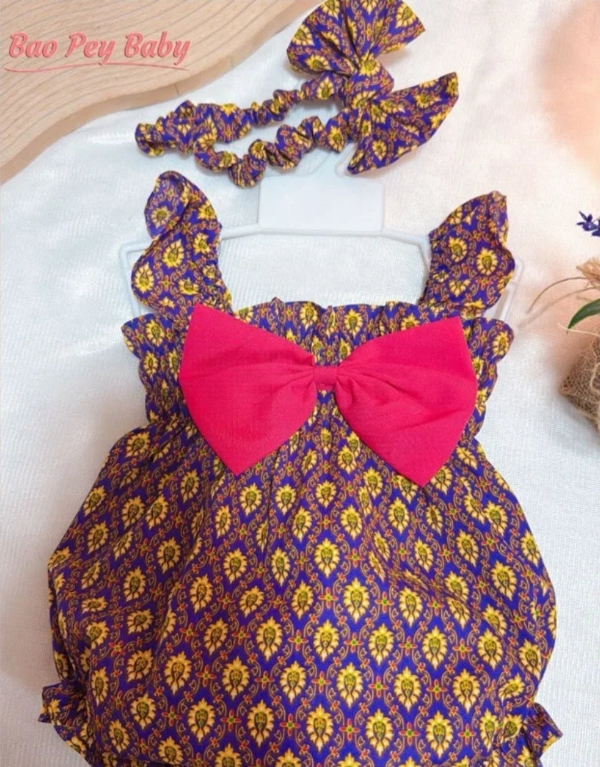 Baby Girl Clothes with Printed Pattern and Handmade Bow