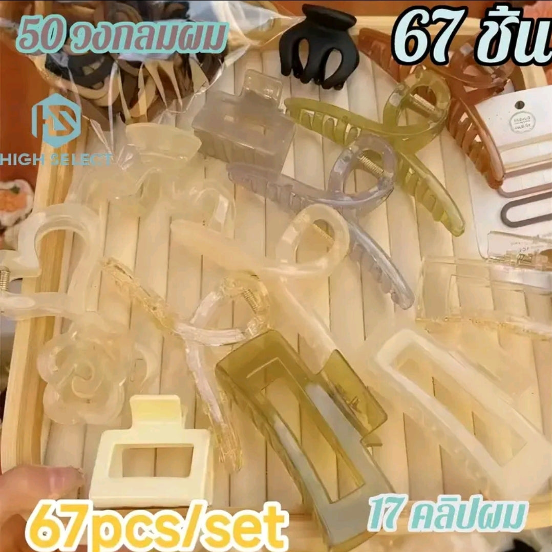67 pieces of Korean style hair clips and hair bands17 pieces of hair clips and 50 pieces of hair bands
