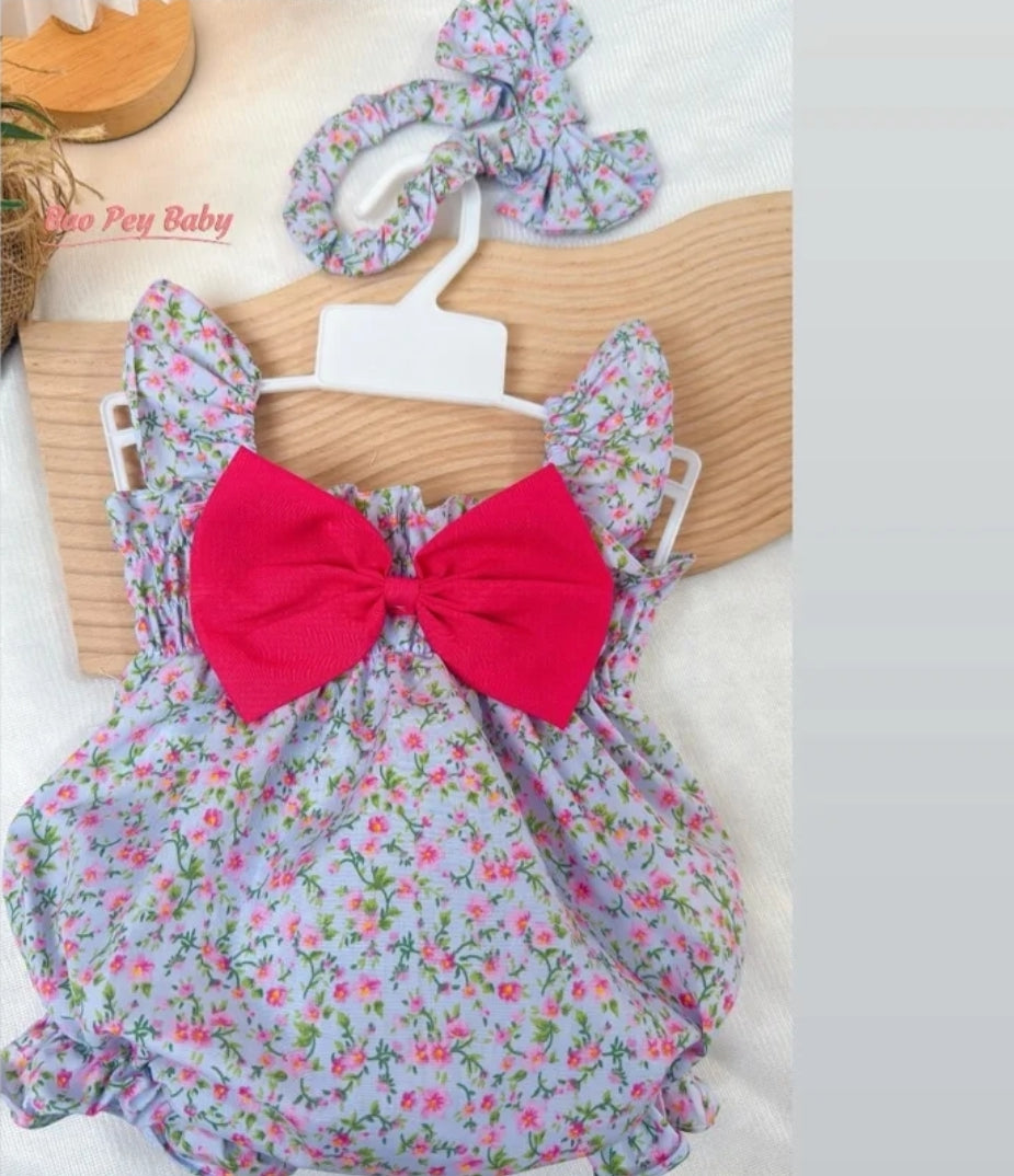 Baby Girl Clothes with Printed Pattern and Handmade Bow