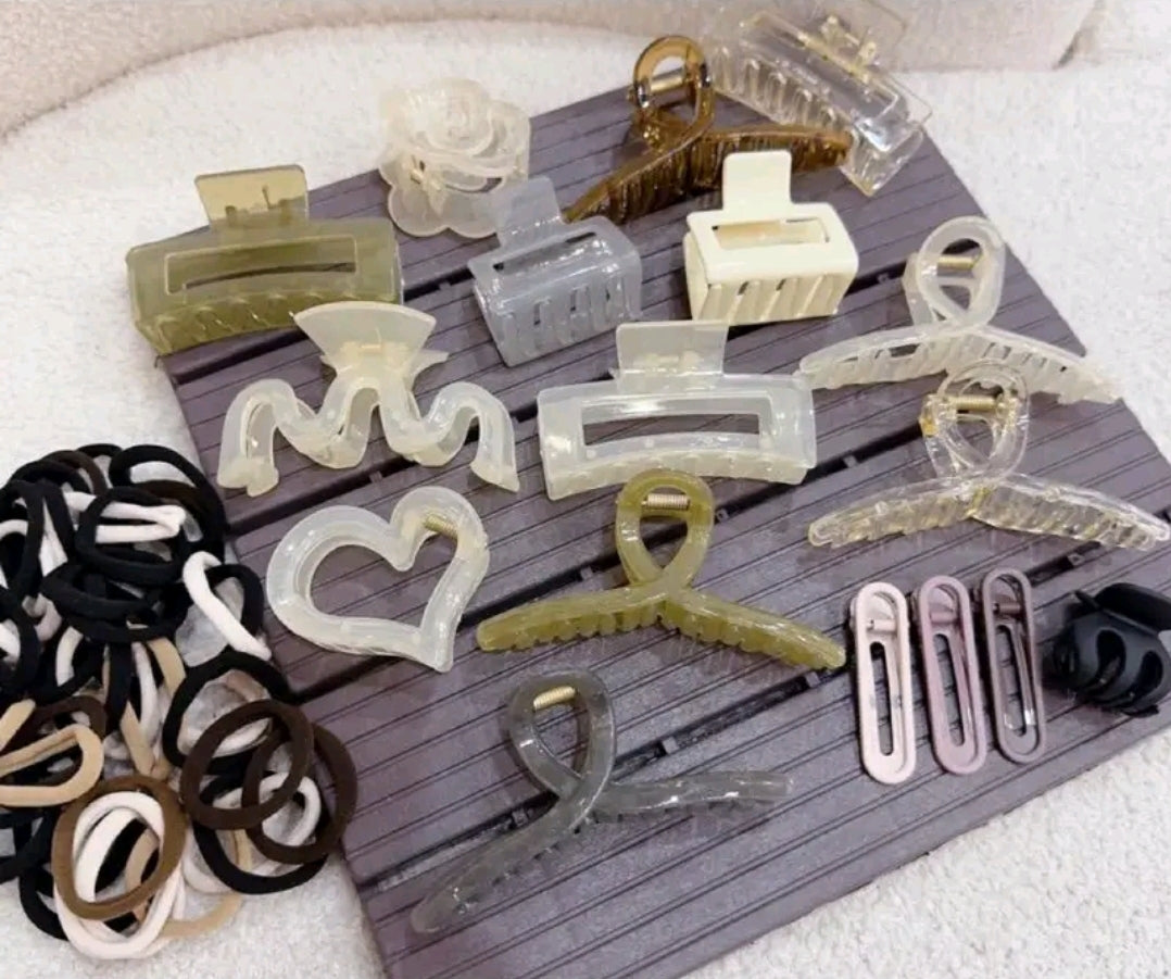 67 pieces of Korean style hair clips and hair bands17 pieces of hair clips and 50 pieces of hair bands
