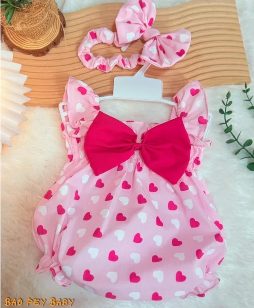 Baby Girl Clothes with Printed Pattern and Handmade Bow