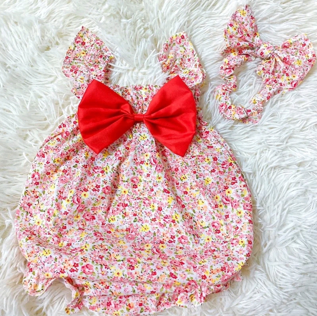 Baby Girl Clothes with Printed Pattern and Handmade Bow