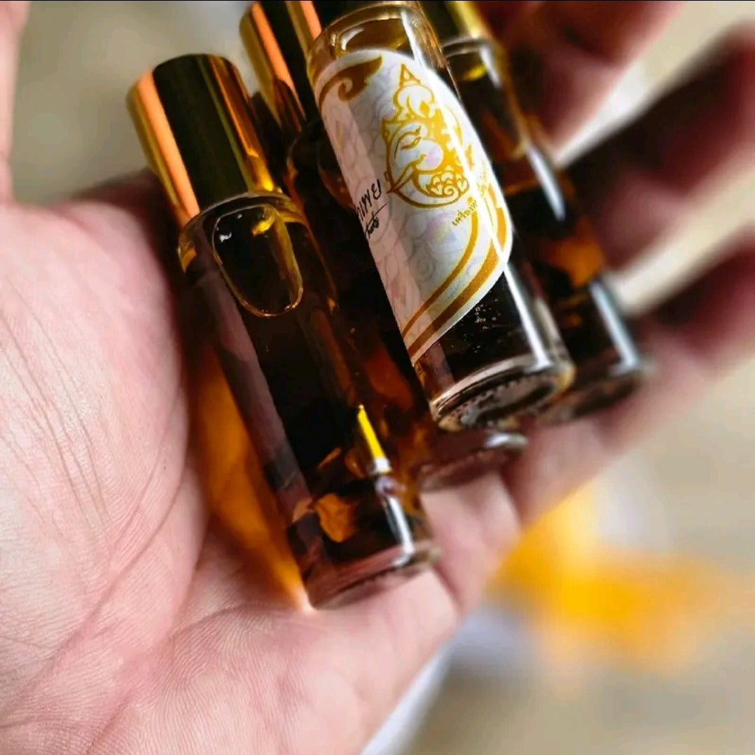 Thai aroma roller is used for relaxation therapy, reducing dizziness, muscle aches, 15 grams.