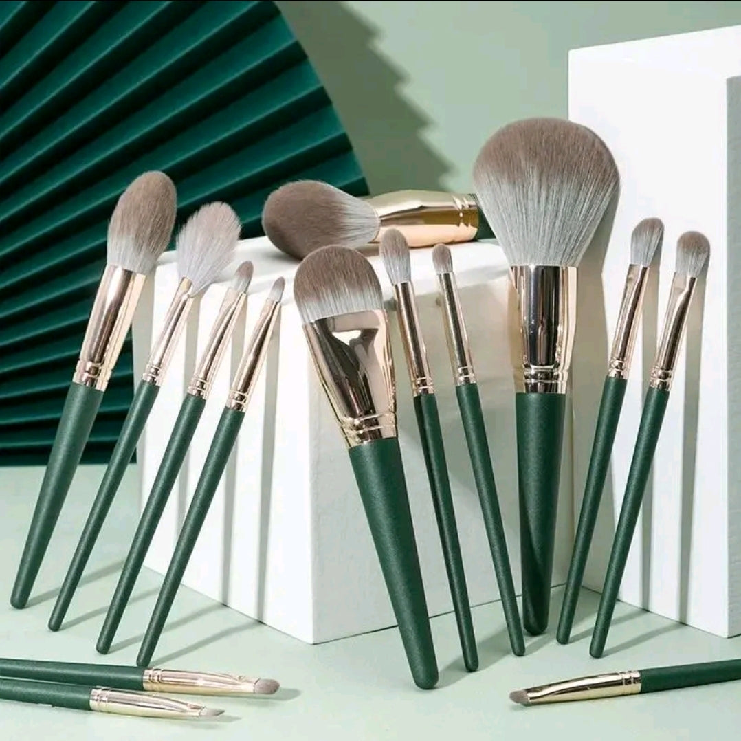 14pcs makeup brush set with bag, convenient to carry and store