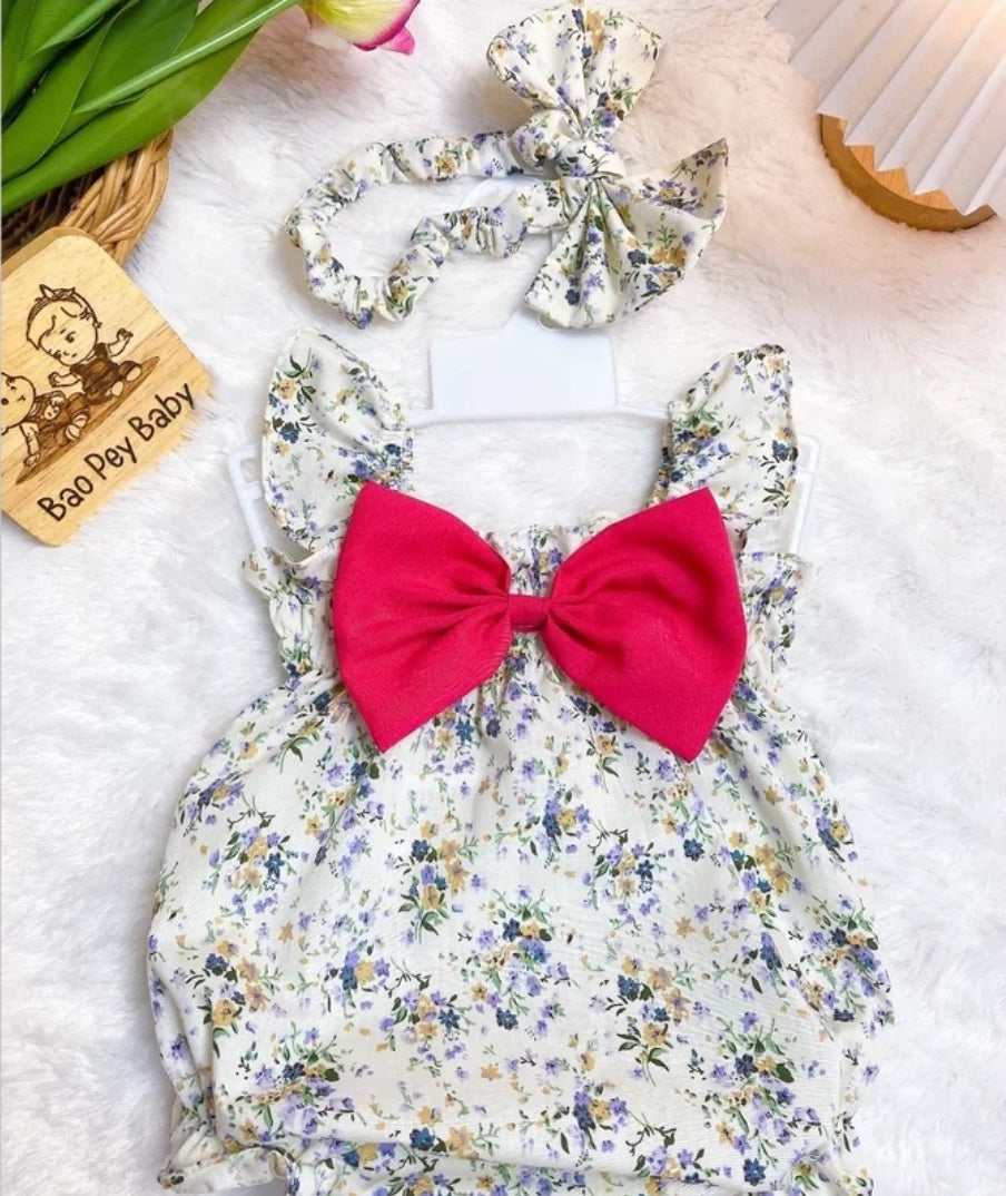 Baby Girl Clothes with Printed Pattern and Handmade Bow