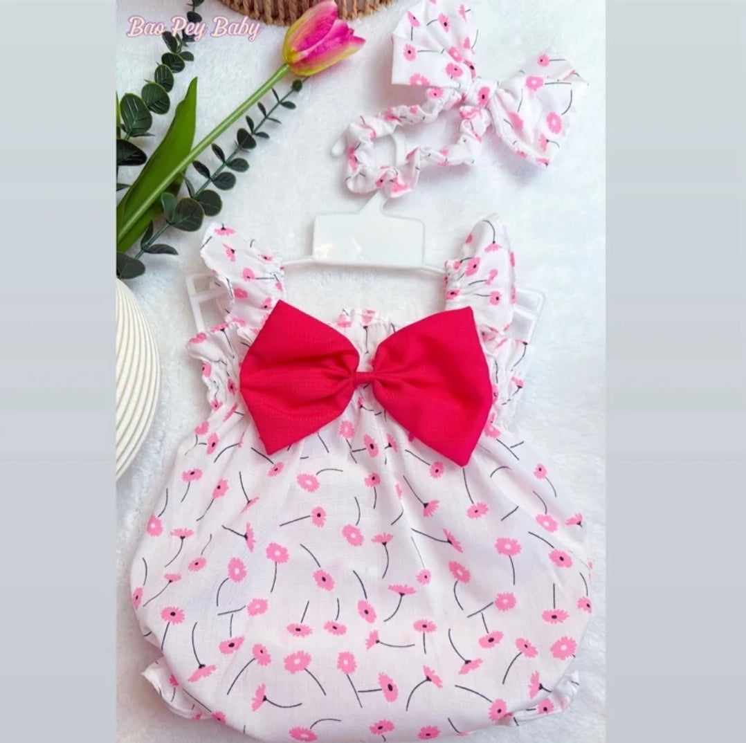 Baby Girl Clothes with Printed Pattern and Handmade Bow