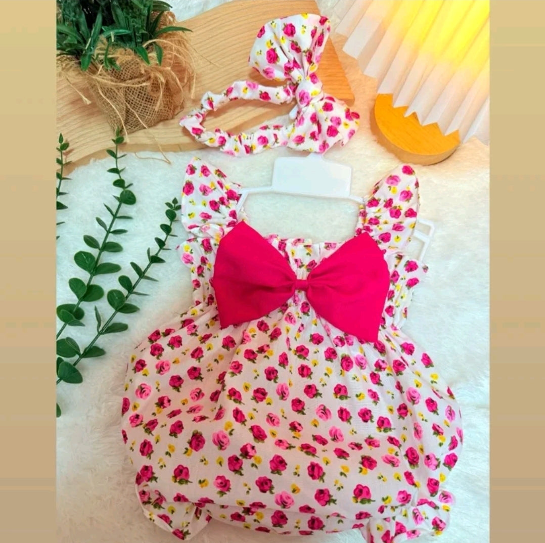 Baby Girl Clothes with Printed Pattern and Handmade Bow