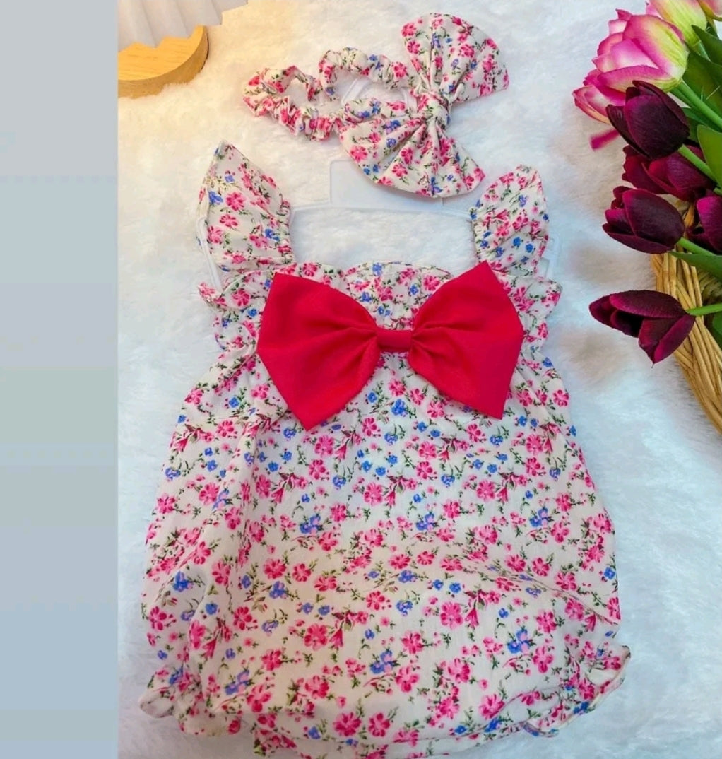 Baby Girl Clothes with Printed Pattern and Handmade Bow