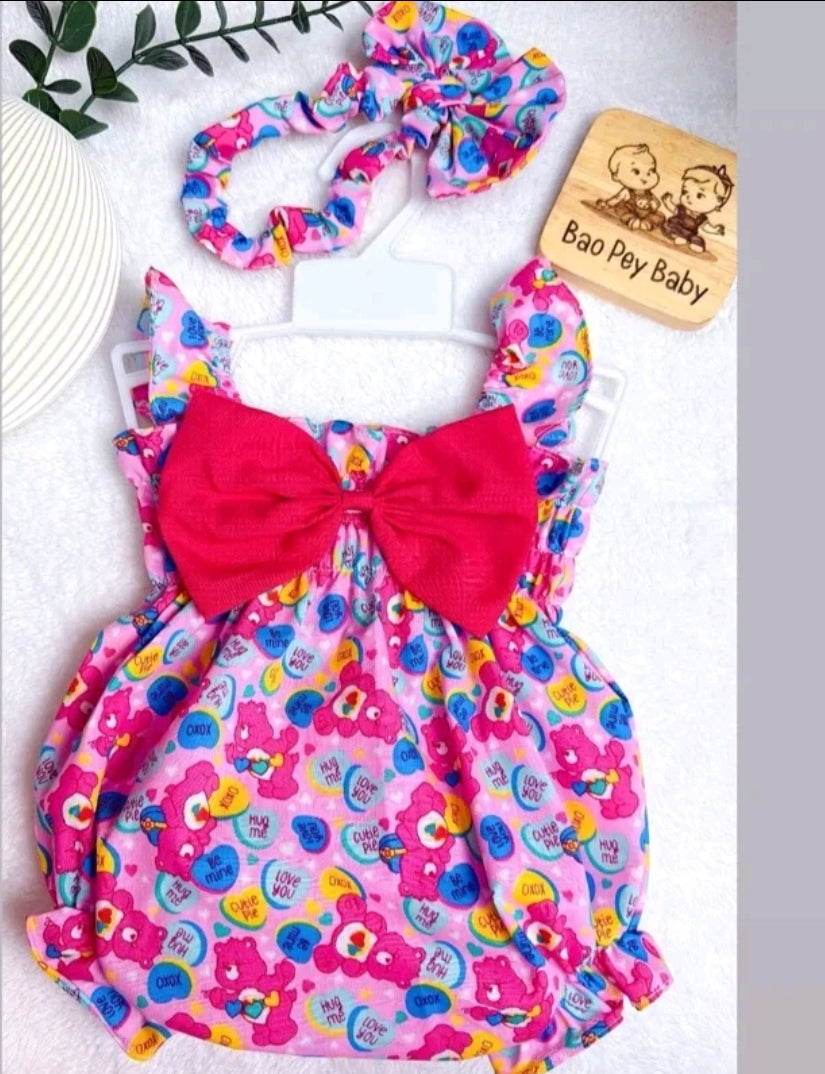 Baby Girl Clothes with Printed Pattern and Handmade Bow