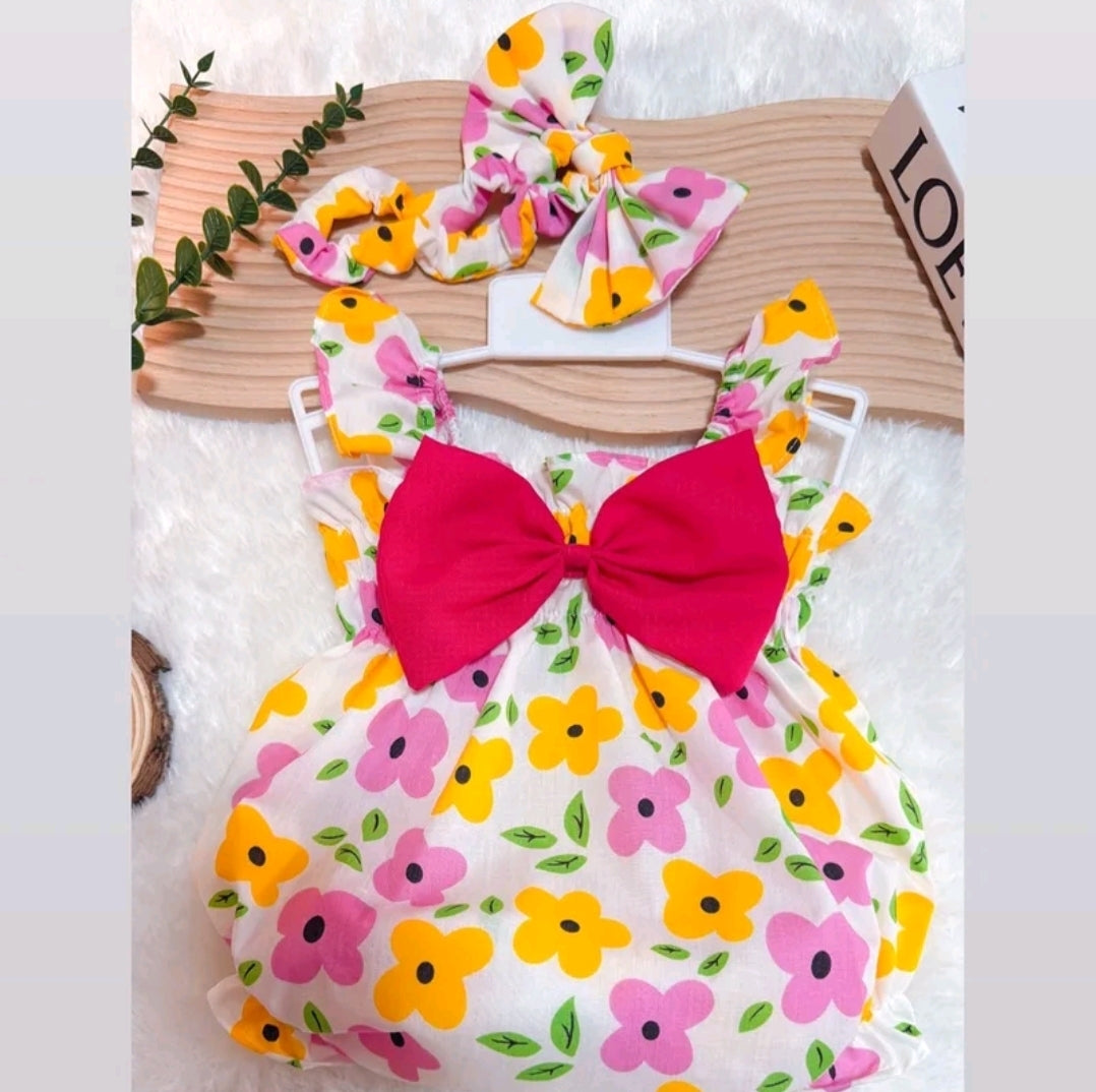 Baby Girl Clothes with Printed Pattern and Handmade Bow