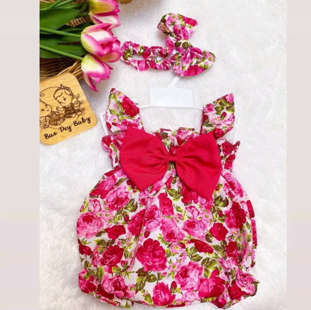 Baby Girl Clothes with Printed Pattern and Handmade Bow
