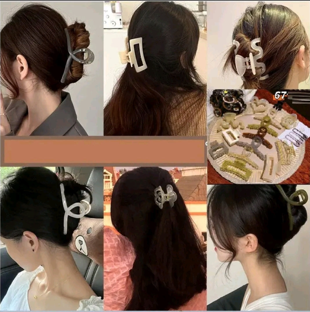 67 pieces of Korean style hair clips and hair bands17 pieces of hair clips and 50 pieces of hair bands