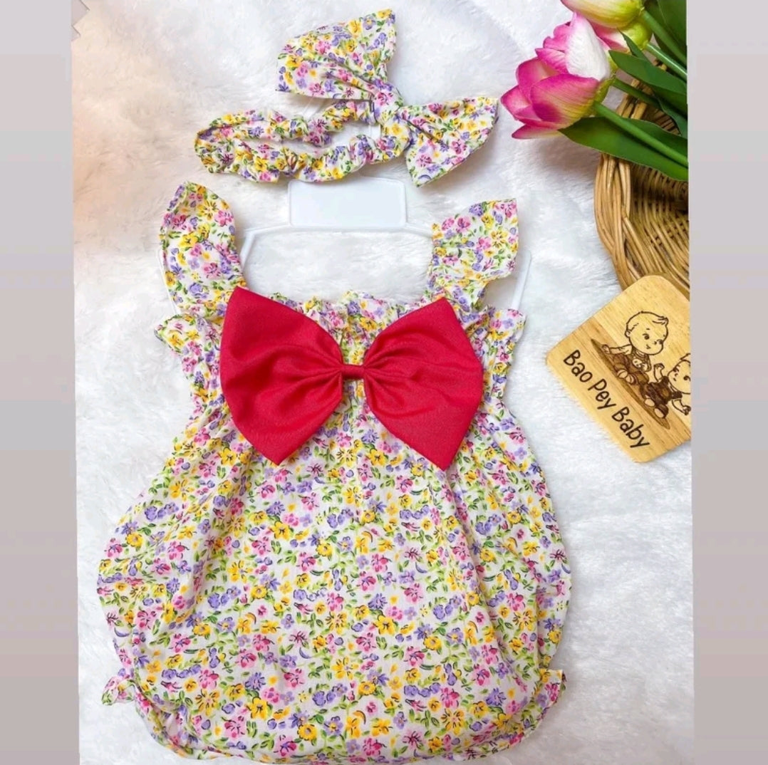 Baby Girl Clothes with Printed Pattern and Handmade Bow