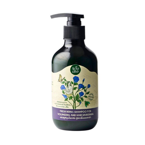 Shampoo mixed with conditioner, rice milk, Andrographis paniculata, butterfly pea, yarrow and fresh kaffir lime peel, 300 ml.