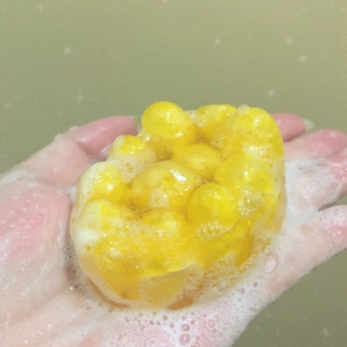 Silkworm Honey Oil Soap, natural ingredients, reduces blackheads, acne, antioxidants, size 65 grams