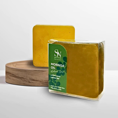 Moringa Oil Soap, a gentle facial soap formula, mixed with extracts of the leaves of the Indian laburnum, for a clear face, nourishing the skin, and adjusting the skin tone to look natural.