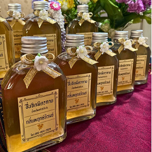 Thai Cologne Royal Recipe, Phrikphirom scent, cool and refreshing aroma, size 105 ml.